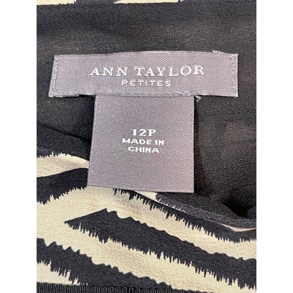 Ann Taylor Petite 12P Silk Geometric A-Line Skirt Black Cream - Picture 2 of 5